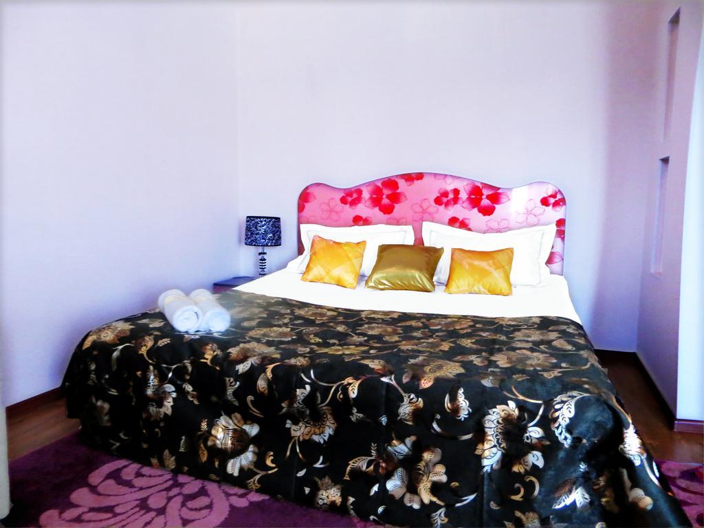 Maximus Apartament Bishkek Luaran gambar