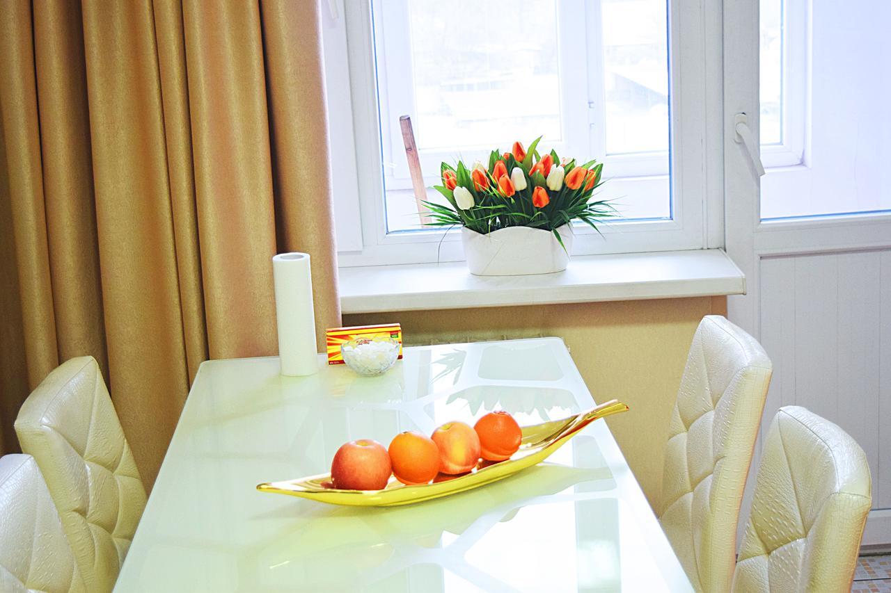 Maximus Apartament Bishkek Luaran gambar